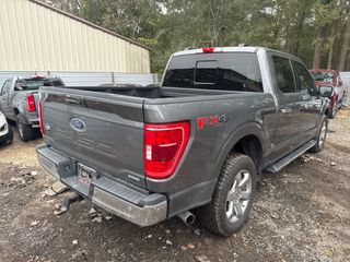 2022 Ford F-150 XLT - Exterior Rear Right Corner Image
